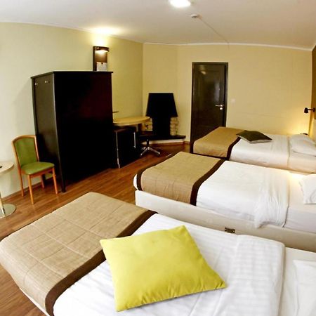 Albert Hotel Saint-Josse-ten-Noode Buitenkant foto