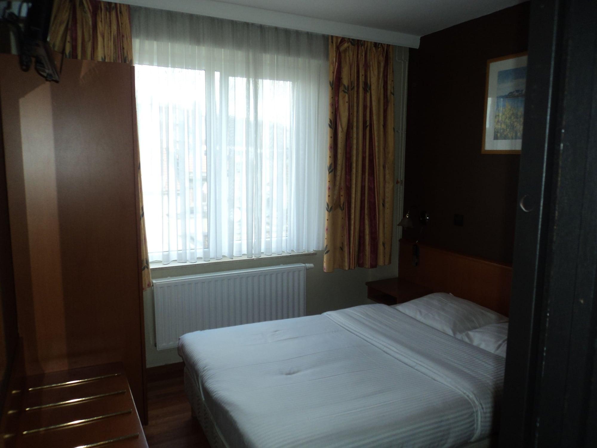 Albert Hotel Saint-Josse-ten-Noode Buitenkant foto