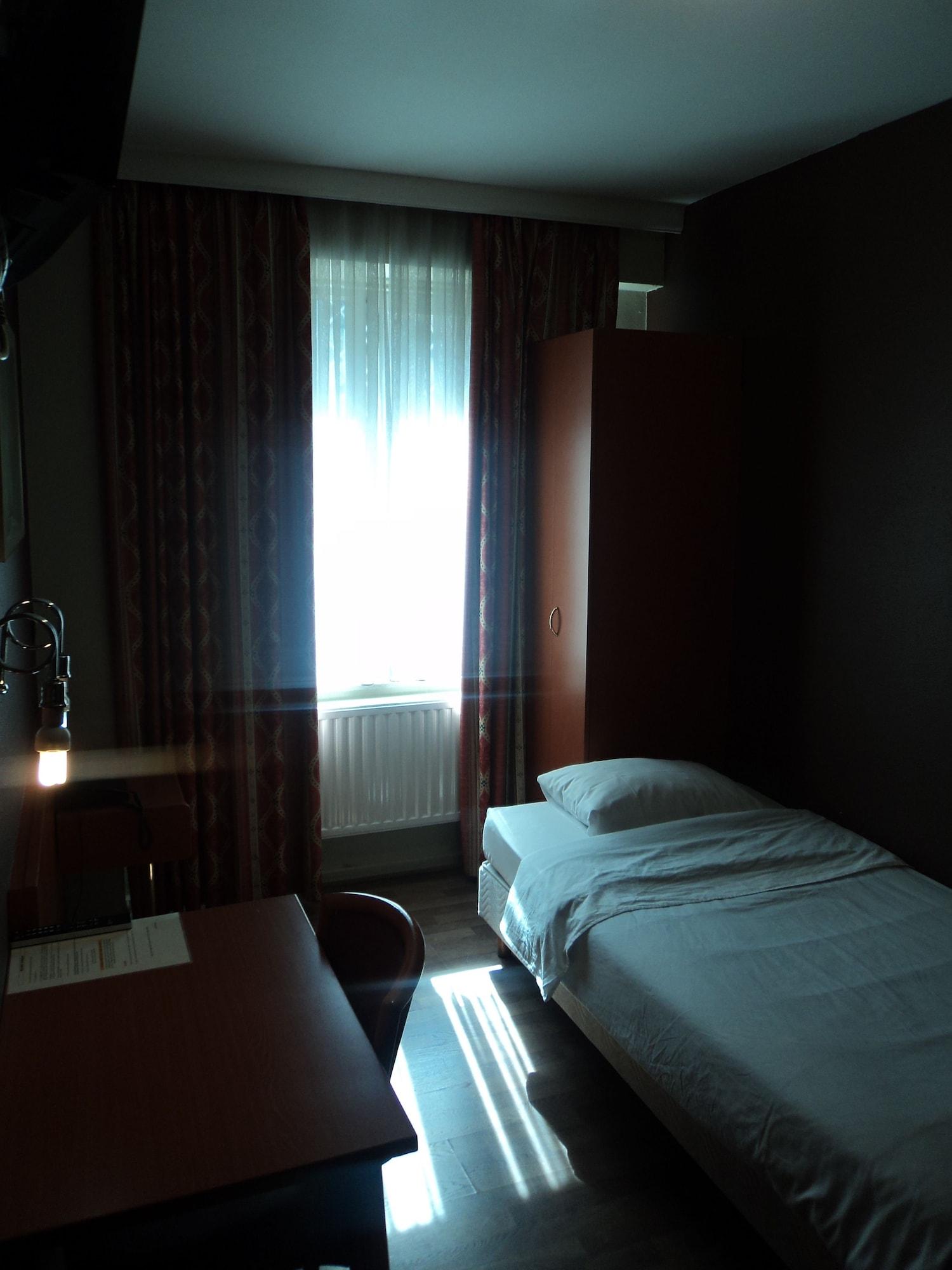 Albert Hotel Saint-Josse-ten-Noode Buitenkant foto