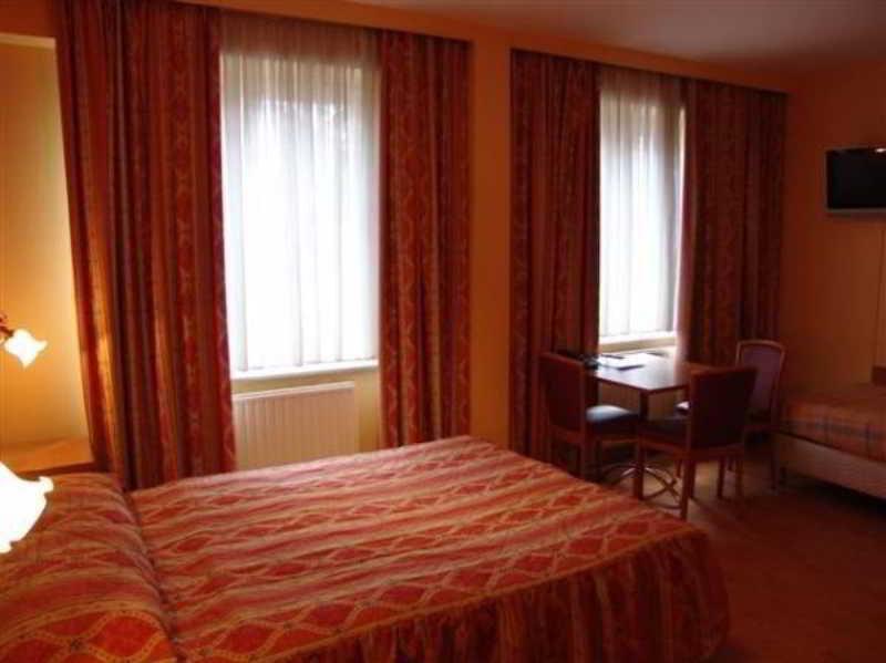 Albert Hotel Saint-Josse-ten-Noode Buitenkant foto